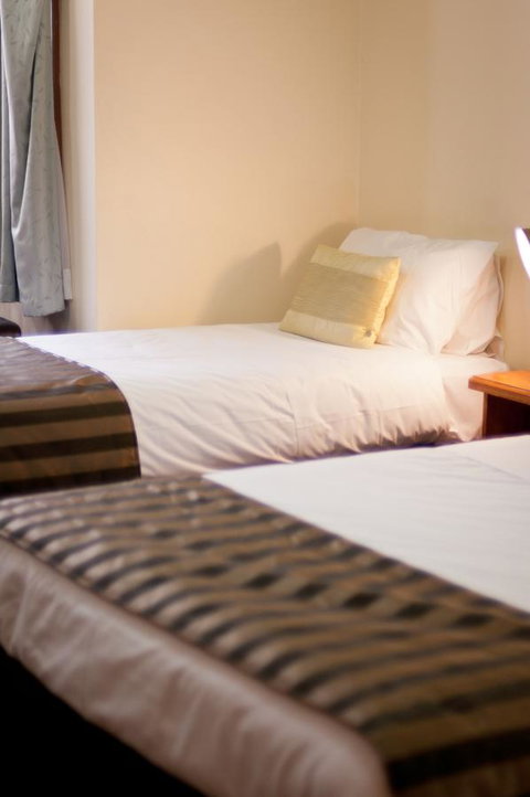 National Hotel Complex Bendigo - ACT Tourism 6