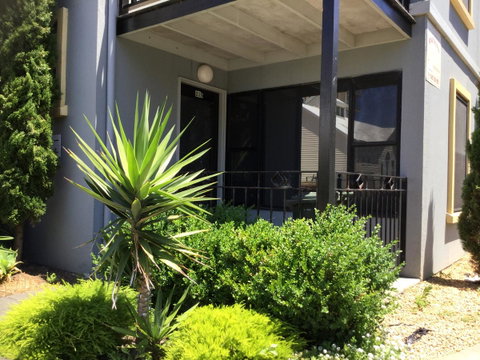 At The Beach Apartments - ACT Tourism 16