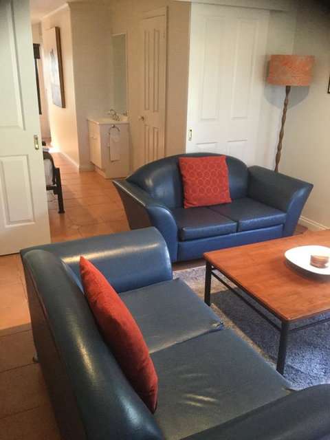 At The Beach Apartments - ACT Tourism 12