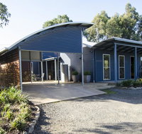 Corrugated Cottage - ACT Tourism