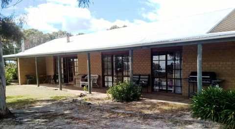 Grampians Pomonal Cottages - ACT Tourism 9