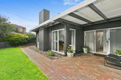 Mysa Anglesea Sleeps 7 WiFi SmartTV Cafes Shops - ACT Tourism 7