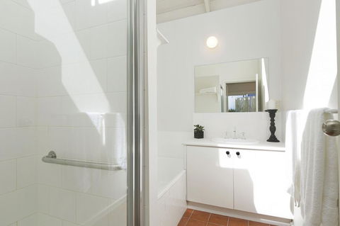 Mysa Anglesea Sleeps 7 WiFi SmartTV Cafes Shops - ACT Tourism 11