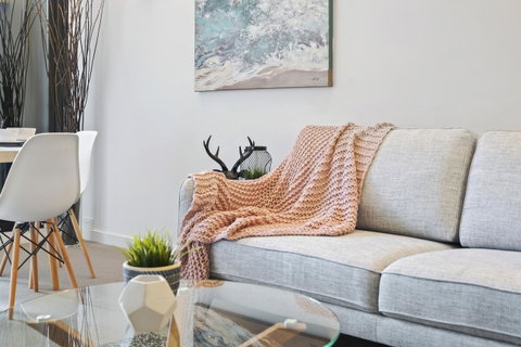 Complete Host Leopold Apartments - ACT Tourism 7