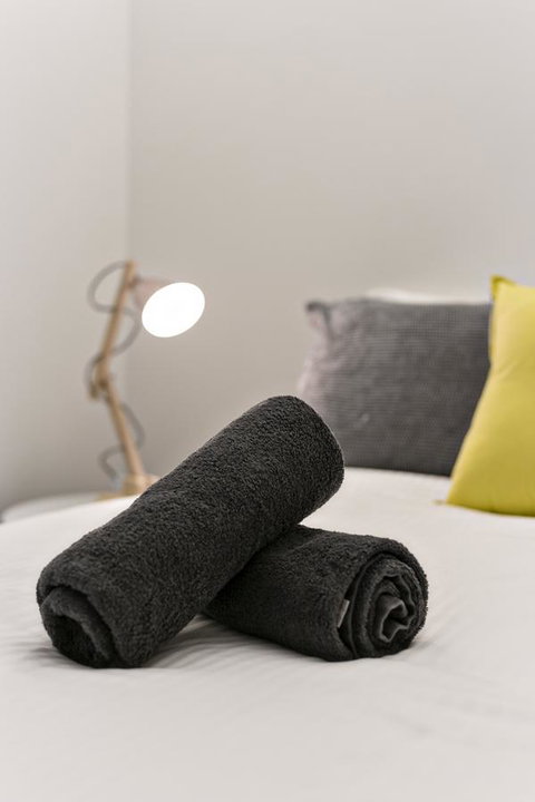 Complete Host Leopold Apartments - ACT Tourism 16