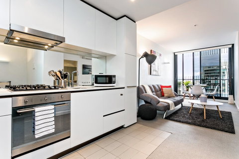 Complete Host Leopold Apartments - ACT Tourism 25