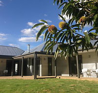 3 Bells Alpine Cottage - ACT Tourism