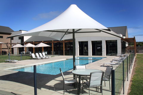 Barwon Heads Resort - ACT Tourism 1