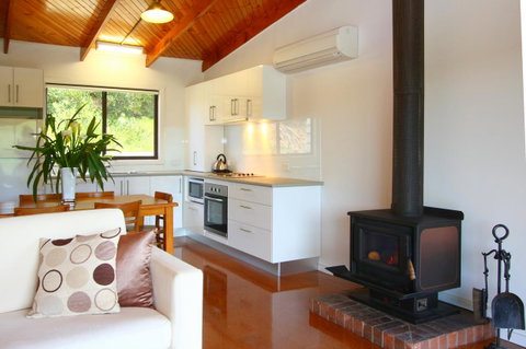 Johanna Seaside Cottages - ACT Tourism 24