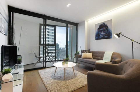 Complete Host CBD Lighthouse Apartments - ACT Tourism 19
