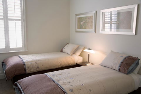 Sabina On Little Myers - ACT Tourism 10