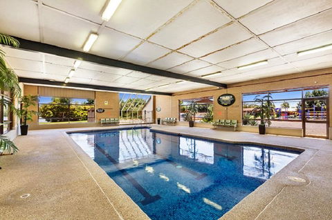Lakeside Country Club - ACT Tourism 6