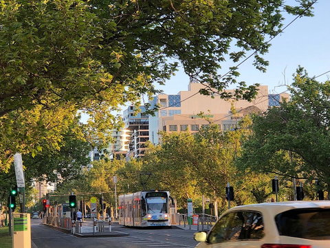 Pride Fawkner Apartments - ACT Tourism 9