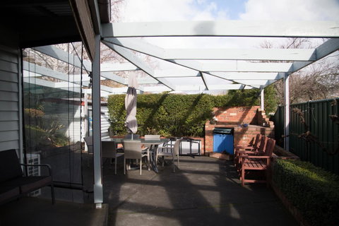Airleigh-Rose Cottage - ACT Tourism 11