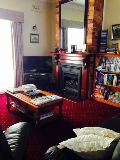 Airleigh-Rose Cottage - ACT Tourism 38