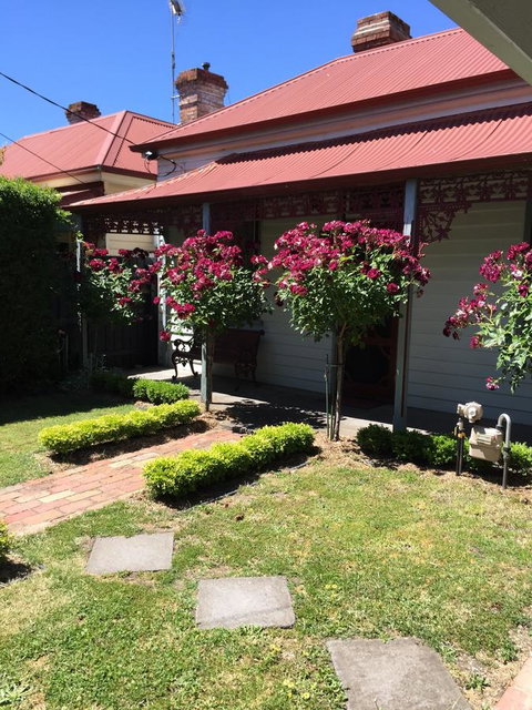 Airleigh-Rose Cottage - ACT Tourism 0