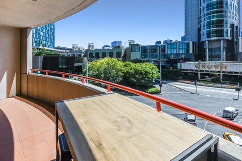 Southbank Tower Apartments - ACT Tourism 5