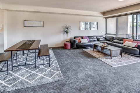 Southbank Tower Apartments - ACT Tourism 8