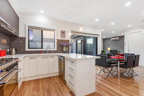 Biggs Villas Melbourne - ACT Tourism 34