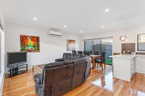 Biggs Villas Melbourne - ACT Tourism 25