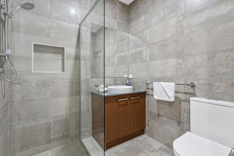 Biggs Villas Melbourne - ACT Tourism 22