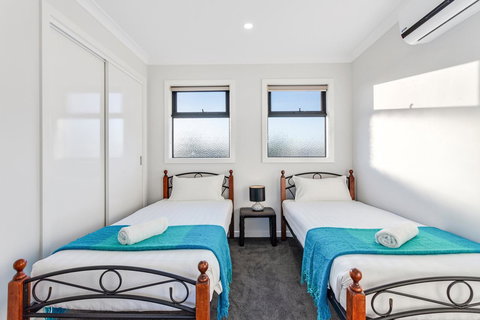 Biggs Villas Melbourne - ACT Tourism 9