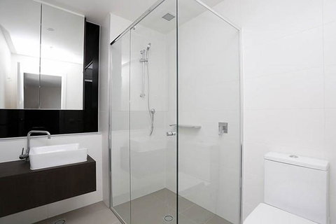 Clara Q Apartments - ACT Tourism 10