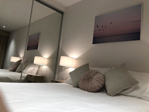 Clara Q Apartments - ACT Tourism 2