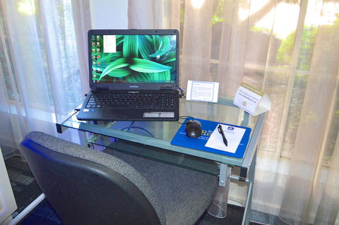 Cathedral Motor Inn - ACT Tourism 7