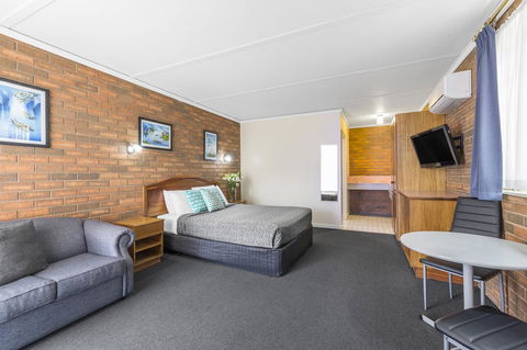 Cathedral Motor Inn - ACT Tourism 20