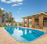 Hybiscus Waterfront Apartments - ACT Tourism