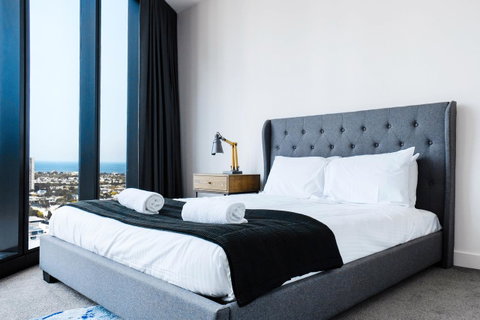 Deluxe Sea Views Apartment - ACT Tourism 10