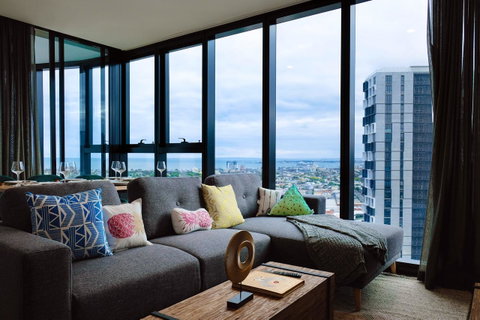 Deluxe Sea Views Apartment - ACT Tourism 14