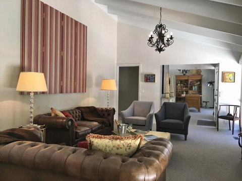 Silverwood House - ACT Tourism 0