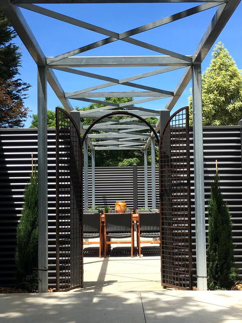 Silverwood House - ACT Tourism 12