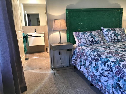 Silverwood House - ACT Tourism 10