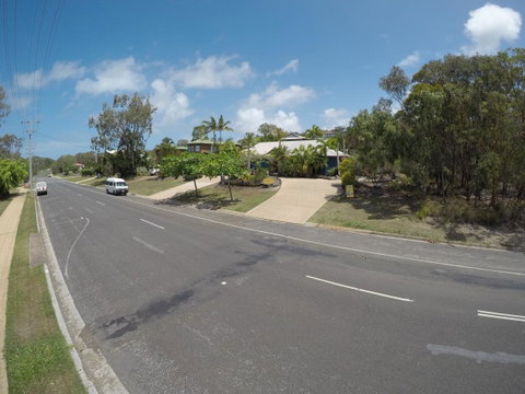 Cool Bananas Backpackers - ACT Tourism 1
