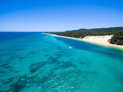 Castaways Moreton Island - ACT Tourism 4