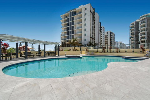 Mantra Mooloolaba Beach - ACT Tourism 0