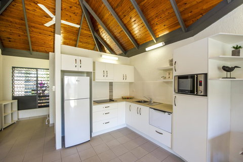 Island Leisure Resort - ACT Tourism 4