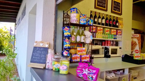 Island Leisure Resort - ACT Tourism 19