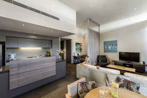 Oaks Redcliffe Mon Komo Suites - ACT Tourism 20