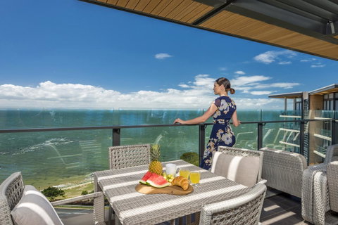 Oaks Redcliffe Mon Komo Suites - ACT Tourism 18