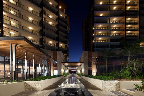 Oaks Redcliffe Mon Komo Suites - ACT Tourism 1