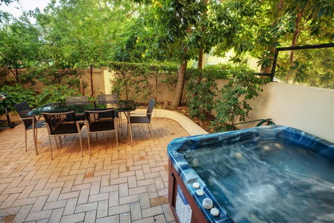 Nautilus Resort Mooloolaba - ACT Tourism 5