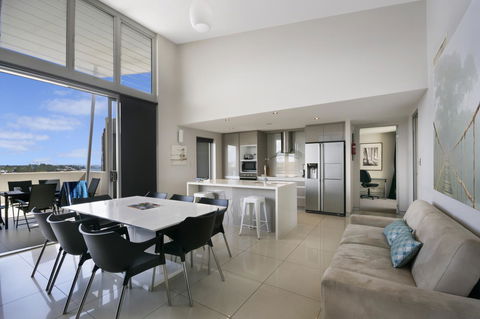 Redvue Holiday Apartments - ACT Tourism 28