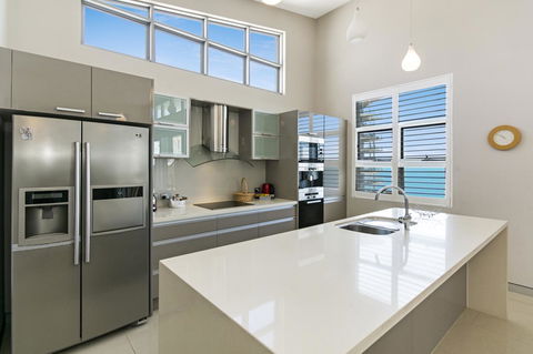 Redvue Holiday Apartments - ACT Tourism 19