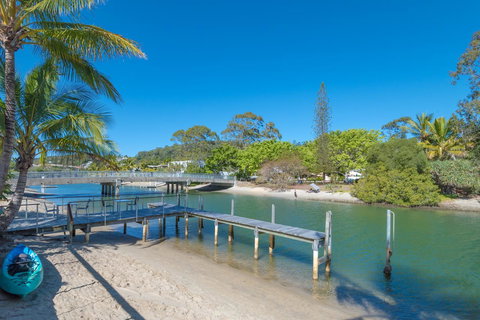 Caribbean Noosa - ACT Tourism 2