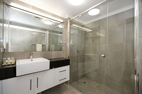 Mariners North Holiday Apartments - ACT Tourism 42