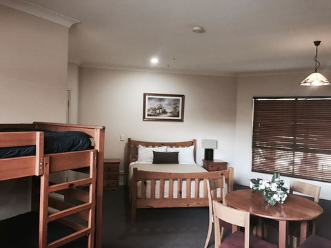 The Bearded Dragon Boutique Hotel - ACT Tourism 42